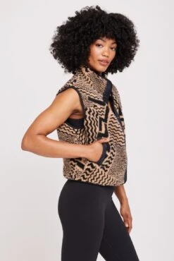 Spiritual Gangster Leah Sherpa Vest -Yoga Sportswear-Spiritual Gangster HO30402009 TNF 45